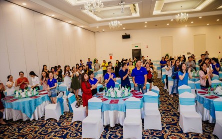 Mobifone: Smile is Happiness